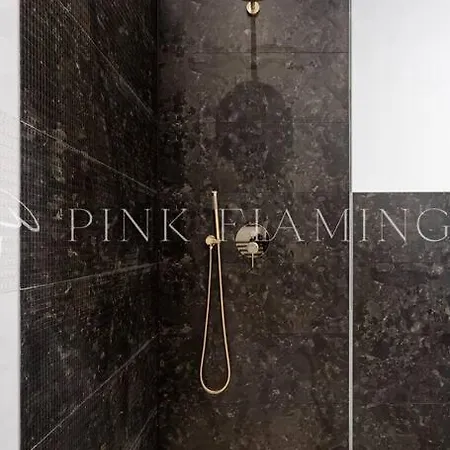 New Luxury Heaven : Pink Flamingo Lejlighed Budapest