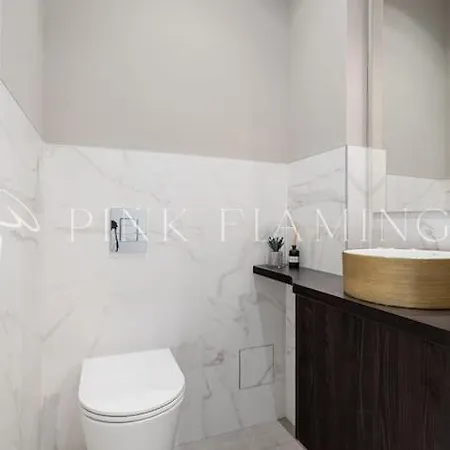 New Luxury Heaven : Pink Flamingo
