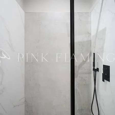 New Luxury Heaven : Pink Flamingo * 부다페스트